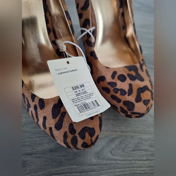 Mossimo Leopard Print High Heels Size 7.5 - Picture 6 of 10